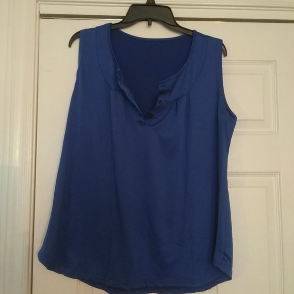 Women's tops - Picture 1 of 5